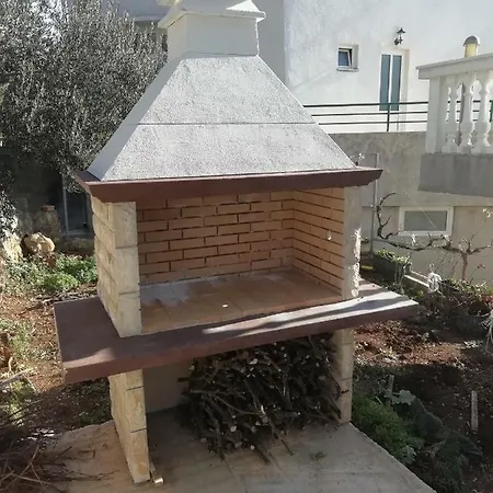 Bajna Appartement *